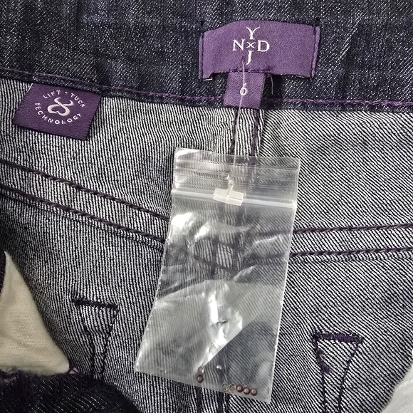 NYDJ Straight Leg Burbank Wash Blue Jeans Embrodered Beaded Pockets - Picture 11 of 13